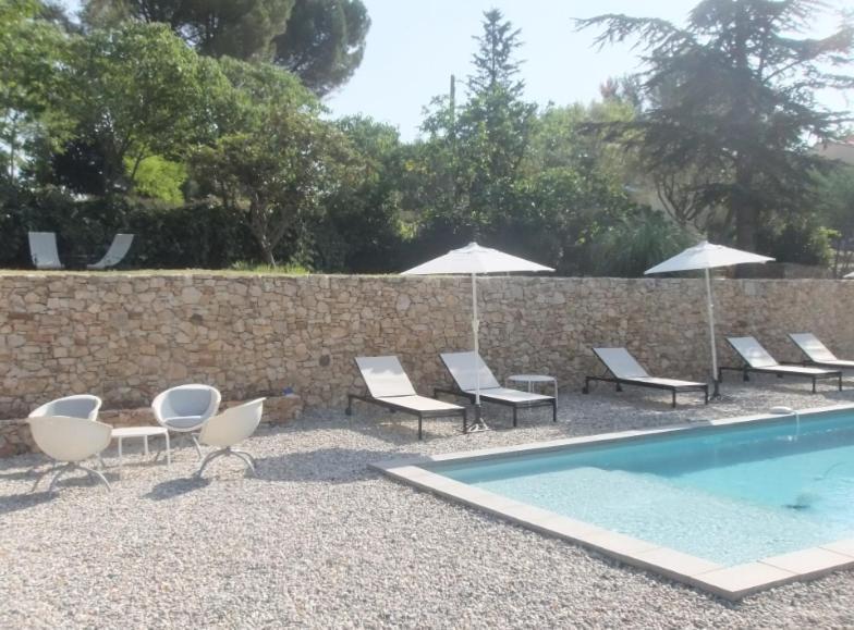 Les Aludes Villa La Destrousse Exterior photo